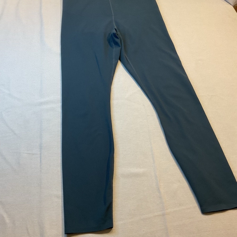 Fabletics Women's Athletic Dark Green High Waist Leggings, Size Small Gym Casual